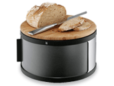 Für die optimale Aufbewahrung von Brot. WMF Gourmet Brotkasten mit Brett